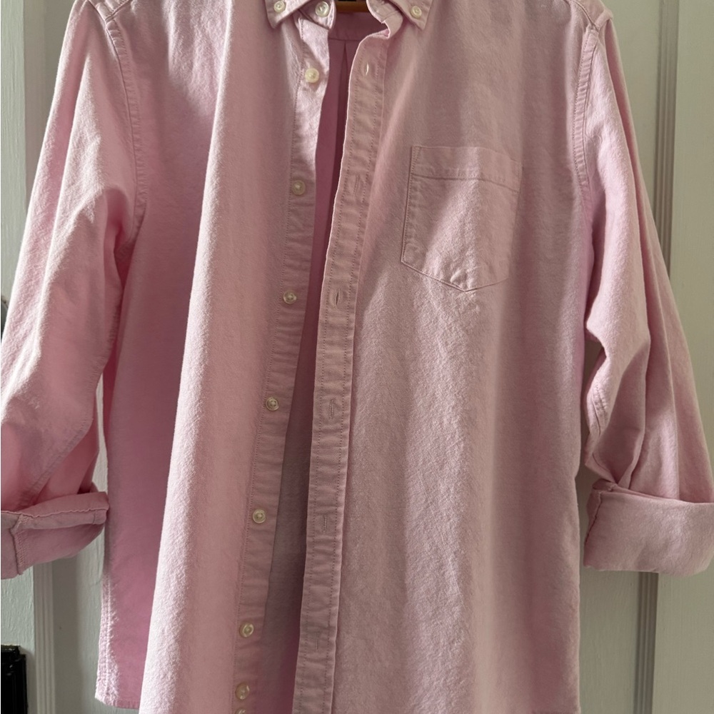 GAP Men's Light Pink Casual Button-Down Shirt
